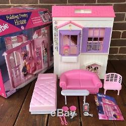 barbie fold up dollhouse