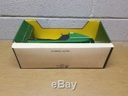 1/10 Vintage John Deere 400 Snowmobile by Normatt WithBox! Excellent condition