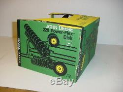 1/16 Vintage John Deere 220 Power Flex-Disc by ERTL WithGreen & Yellow Box
