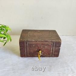 1920s Vintage Handmade Brass Artwork Money Chest Treasure Box Wooden Box W783