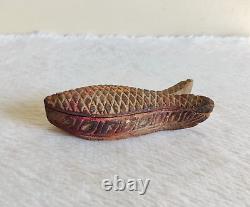 1920s Vintage Handmade Fish Shape 2 Compartment Wooden Box Rich Patina W291