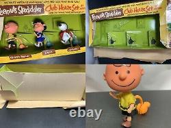 1968 Snoopy Peanuts Clubhouse Skediddler Boxed Set Mattel Liddle Kiddles Rare