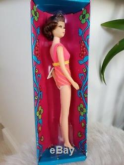 1969 Brunette TWIST'N TURN FRANCIE Doll Mint in Box #1170 Vintage 1960's
