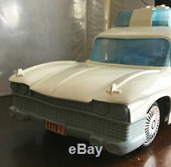 1986 ECTO-1 100% COMPLETE withBOX VINTAGE THE REAL GHOSTBUSTERS