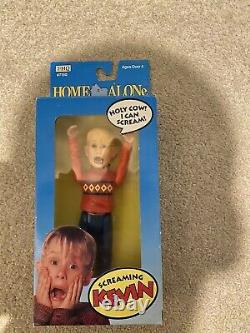 1991 THQ Home Alone Screaming Kevin Action Figure McCauley Culkin, Christmas