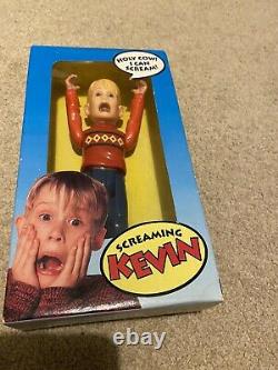 1991 THQ Home Alone Screaming Kevin Action Figure McCauley Culkin, Christmas