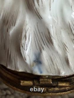 19th c. Samson Porcelain France Gilt Bolognese Hound Snuff Box