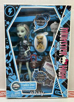 2009 Monster High Frankie Stein Doll First Wave New In Box Unopened