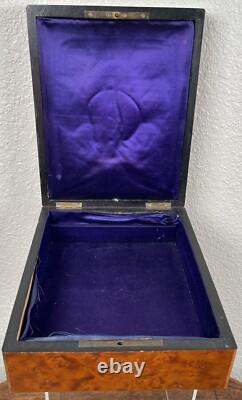 Antique English Georgian Burl Amboyna Wood Dresser Box Jewelry Case 19th century