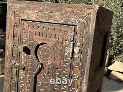 Antique Vintage Wood Jewelry storage Box Lockable Wooden Keepsake Box with Lid