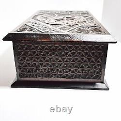 Antique Wooden Box Large Chip Carved Wood Trinket Jewellery Treasure Holder (t3)