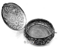 Asian Vintage Art Hand Carved Silver Coated Box Metal Box For Gift & Home Deco