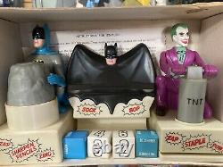 BATMAN EXECUTIVE DESK SET w Original Box Joker Vintage 1977 Janex