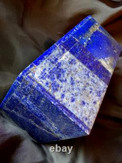 Beautiful vintage one of a kind lapis lazuli inlaid Pietra Dura lidded box