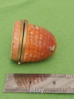 Bee Hive Limoges Trinket Box Pre-Owned Vintage Print Main France Porcelain