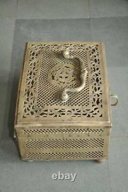 Brass Vintage jali box/ Brass collectible bettle and pan box/ Brass vintage box