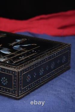 China Antiques vintage jewelry box vintage mother of pearl inlay lacquer crane