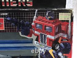 G1 1984 Optimus Prime Vintage Boxed. 100% Complete. Vintage G1 Transformers