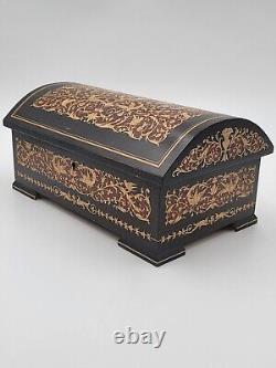 Gorgeous Vintage Sorrento Italy Mid Size Hand Painted Inlaid Venere Jewelry Box