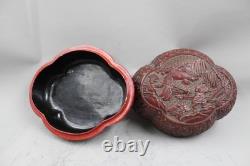 Hand Crafted Chinese Lacquer Box B0032