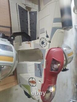 Hasbro Star Wars Republic Gunship Vintage 2009 Vehicle Toy White/Red
