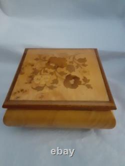 Jewelry Box High Quality Early Vintage Hand-Made Wooden Inlay Ornate Casket
