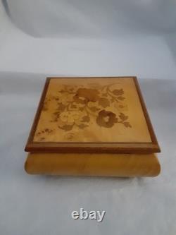 Jewelry Box High Quality Early Vintage Hand-Made Wooden Inlay Ornate Casket