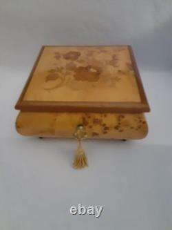 Jewelry Box High Quality Early Vintage Hand-Made Wooden Inlay Ornate Casket