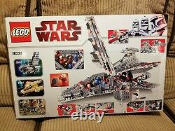 (LIGHT WEAR) New Lego Star Wars 8039 Venator-Class Republic Attack Cruiser
