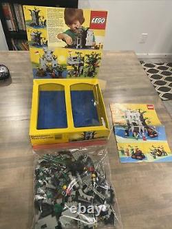 Lego 6077 Castle Forestmen's River Fortress Complete w Box & Manual VTG 1989