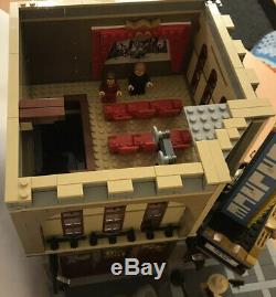 Lego Creator Palace Cinema 10232 Modular Building Box Instructions Complete