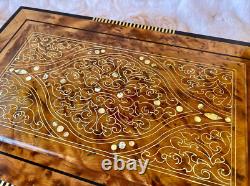 Luxury Rare Royal Vintage Thuya wood jewellery Box With Key Christmas gift idea