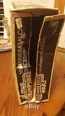 MILLENNIUM FALCON Star Wars The Empire Strikes Back Vintage Withbox Kenner 1980