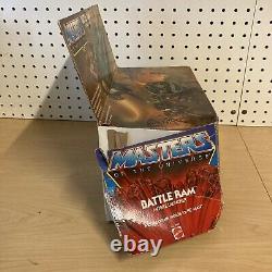 MOTU Masters of the Universe He-Man Battle Ram 8-Back Vintage in Box