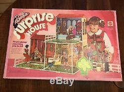 Mattel 1970s Barbie Doll Surprise House with Box No 4282 Plastic Panels Vintage