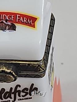 Midwest of Cannon Falls PHB Pepperidge Farm Goldfish Crackers Trinket Box READ