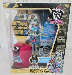 Monster High Home Ick Frankie Stein New in Box ACTUAL DOLL