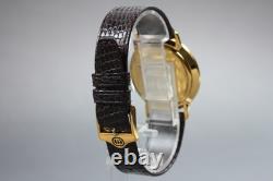Near MINT withBox GUCCI 3000.2. M Gold Dial 32mm Quartz Men's Vintage Watch