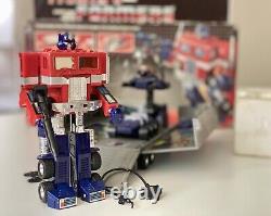 Optimus Prime 100% Complete in Box T Stamp Vintage 1984 G1 Transformers Hasbro