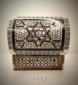 Oriental Jewelry Box in Mother of Pearl Mosaic Wood Syrian Vintage Box