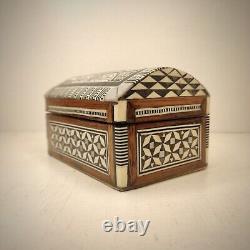 Oriental Jewelry Box in Mother of Pearl Mosaic Wood Syrian Vintage Box