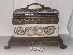 PV09417 Vintage Wong Lee (WL 1895) CHERUBS Crackled Ceramic & Brass Lidded Box