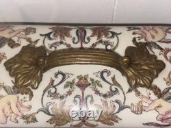 PV09417 Vintage Wong Lee (WL 1895) CHERUBS Crackled Ceramic & Brass Lidded Box