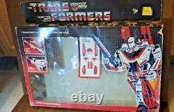 RARE 1985 Vintage Hasbro G1 Transformers Jetfire Robot wMacross & damaged box