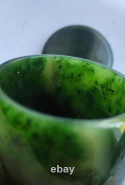 RARE BEAUTIFUL Vintage Box from USSR, NATURAL jade stone, 6t