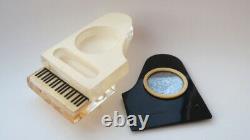 Rare 1950 Vintage USSR Soviet Plastic Compact Puff Powder Box Piano