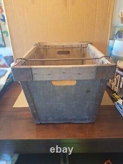 Rare Vintage LUCKY WoodSteel Nesting Box Chicago Mill Lumber 21 x 17 x 15