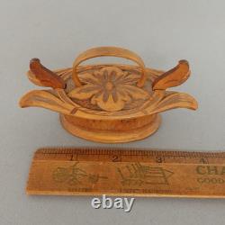 Scandinavian Bentwood TINE Box, Vintage Nordic Folk Art Carved Wood Box Rustic