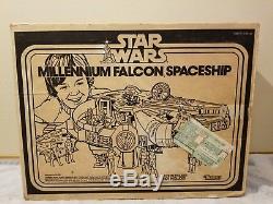 Star Wars MILLENNIUM FALCON NICE SHAPE Complete with Box Original 1979 Vintage