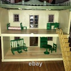 Sylvanian Families Urban House with Green Furniture set No Box Vintage USED